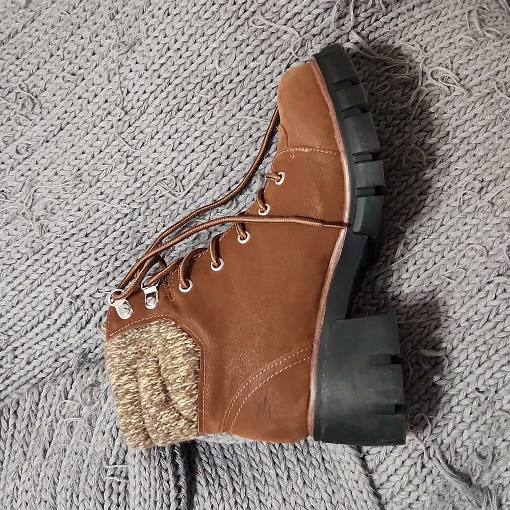 SOLD - Mia Catalin suede boot size 8